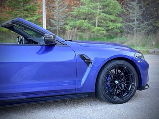 BMW M4 COMPETITION