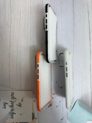 Custodia iPhone 16 Pro MagSafe. Prezzo per unità