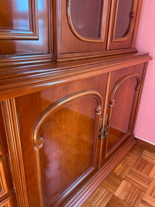 Mueble de salón de madera