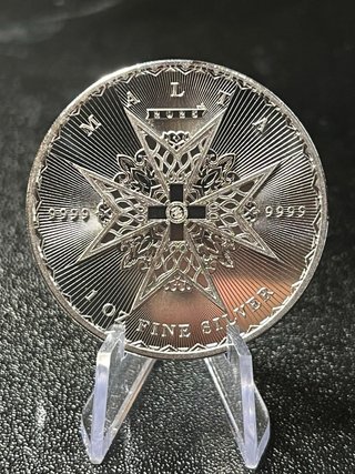 Moneda Plata Cruz Malta 2025 9999 1 oz