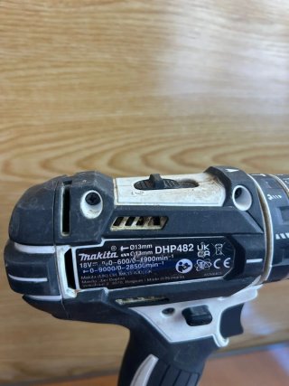 Taladro Makita 18V + Batería 9Ah