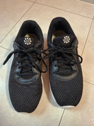 Nike Tanjun Scarpe Uomo Taglia 44