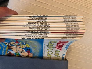 Colección de cómics de: Tintin Asterix y Obelix