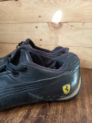 Zapatillas Puma Ferrari Hombre Negras y Doradas