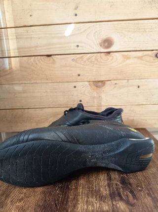 Zapatillas Puma Ferrari Hombre Negras y Doradas