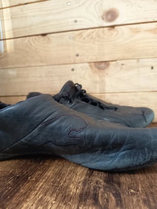 Zapatillas Puma Ferrari Hombre Negras y Doradas