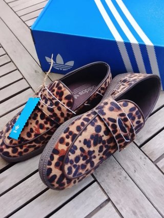 Mocasines Adidas Animal Print