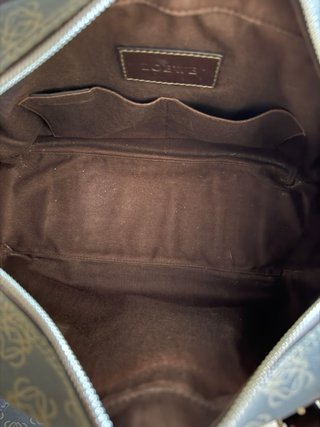 Bolso Loewe Anagram Vintage en perfecto estado