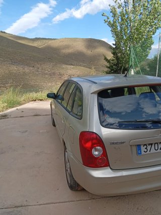 Mazda 323 2003