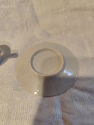 Juego Taza y Platillo Vintage. Porcelana fina. Oro