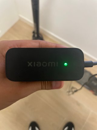 Patinete Xiaomi 4 Lite, cargador y con mochila