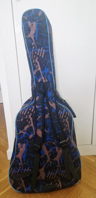 Guitarra Clásica Yamaha C40 + Funda