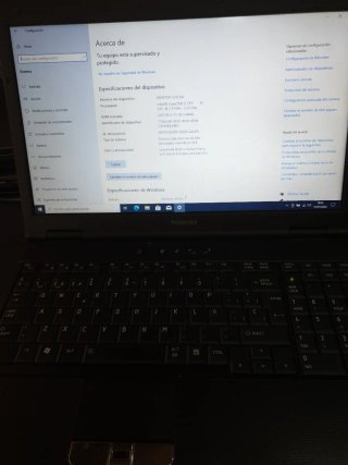 Toshiba Tecra i3 4GB RAM 500GB HDD 15.6