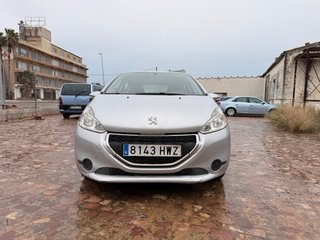 Peugeot 208 2014