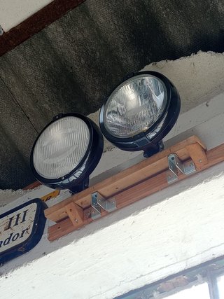 Faros HELLA 2000 RALLYE con tapas