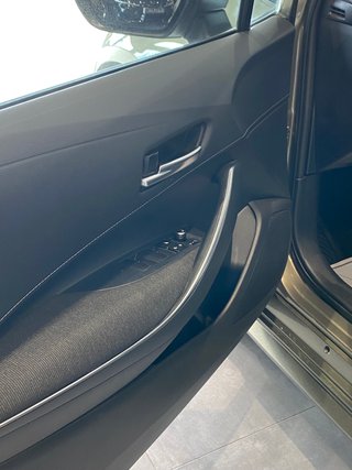 Toyota Corolla 140h Touring Sport business - 2024