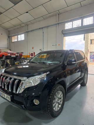 Toyota Land Cruiser 150 2015
