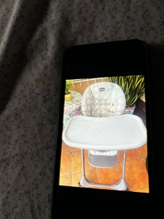Cuna y trona para bebé