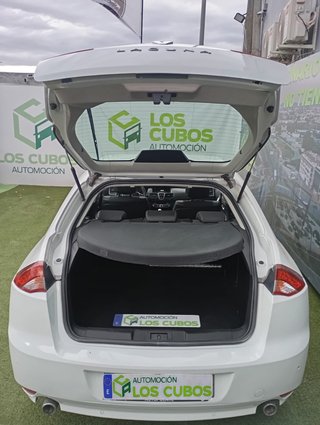 Renault Laguna Dynamique TomTom 2.0 Energy dCi 130 eco2