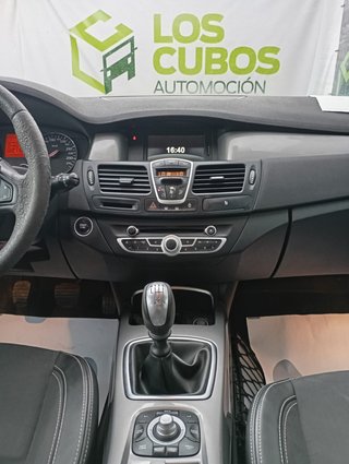 Renault Laguna Dynamique TomTom 2.0 Energy dCi 130 eco2