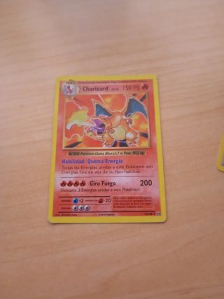 Carta Pokémon Charizard Fase 1 - 150 PS