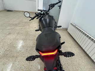 Zontes G1 125 - Moto Naked Negra 2023
