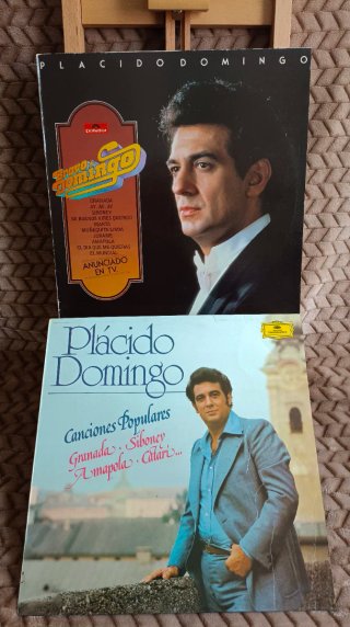 LOTE 19 VINILOS CARRERAS-DOMINGO-PAVAROTTI Y CIA.
