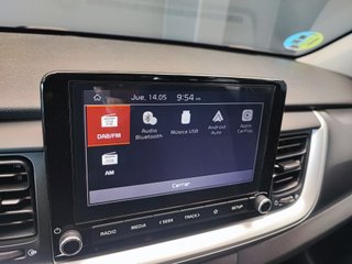 Kia Stonic 1.0 T-GDi 74kW (100CV) MHEV iMT Concept