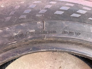 Neumáticos 215/60R16 NUEVOS A ESTRENAR