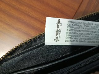 Cartera mujer flores y mariposas Stradivarius
