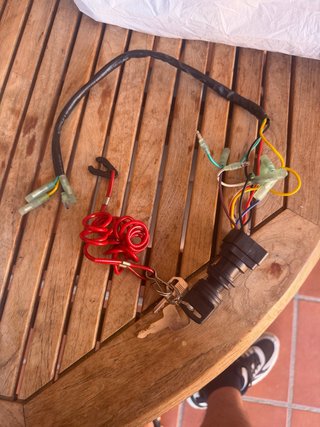 Juego de llaves Yamaha con corta corriente