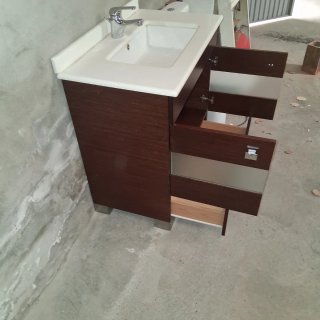 Mueble de baño madera y cristal