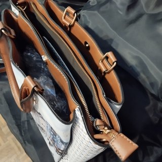 Bolso de mano con estampado de ciudad