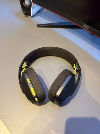 Pack PS5 + monitor + cascos + juegos + mando