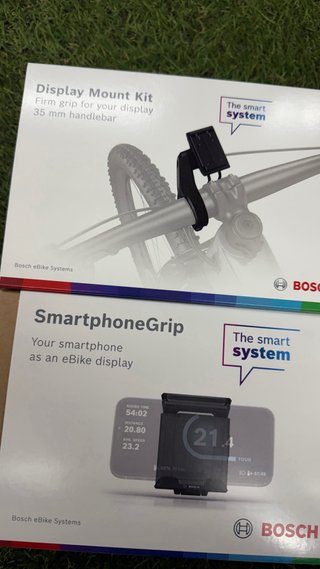 Bosch Smartphone + soporte 35mm + cable