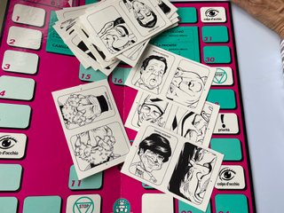 Ma chi è? Gioco delle caricature famose