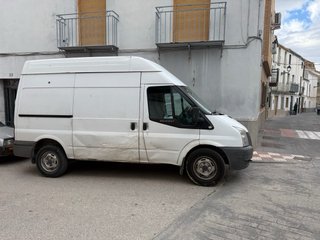 Ford Transit 2011