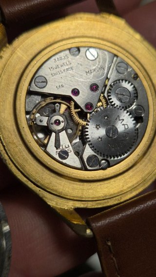 Reloj MARVIN