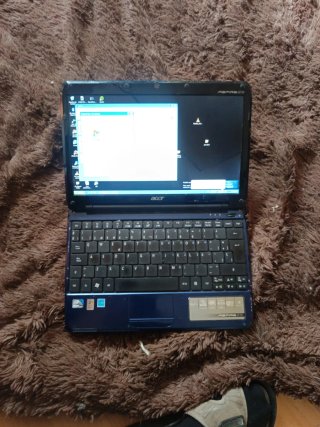 Mini portátil Acer Aspire One azul