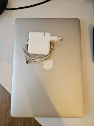 MacBook Air 1466 Plata