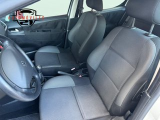 Peugeot 207 + 1.4 HDI 68cv FAP