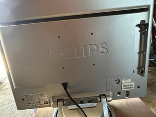 Pantalla Philips Brilliance 230W