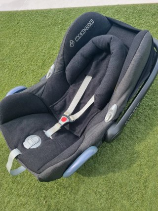Sillita Maxi-Cosi Cabriofix + Isofix