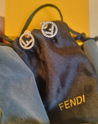 Orecchini Fendi
