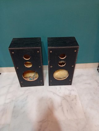Cajas Bafles Vacías Altavoces diferentes tamaños.