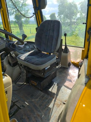 Retroexcavadora Mixta  komatsu WB97R
