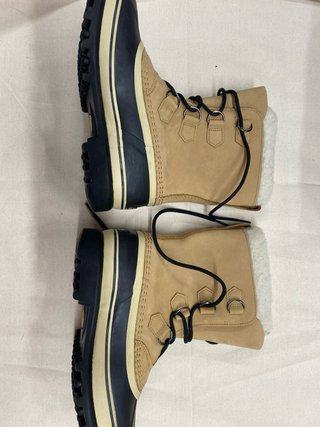 Botas de Invierno Sorel Beige y Negras