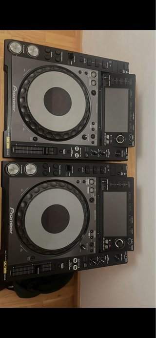 Pioneer CDJ-2000 Nexus