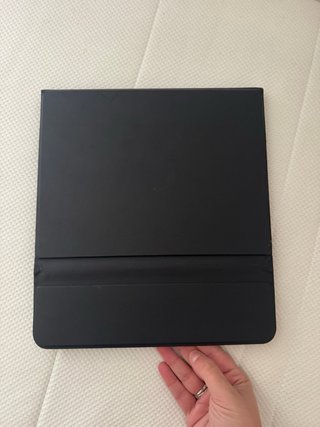 Funda Teclado iPad Air 11 + Vidrios Templados