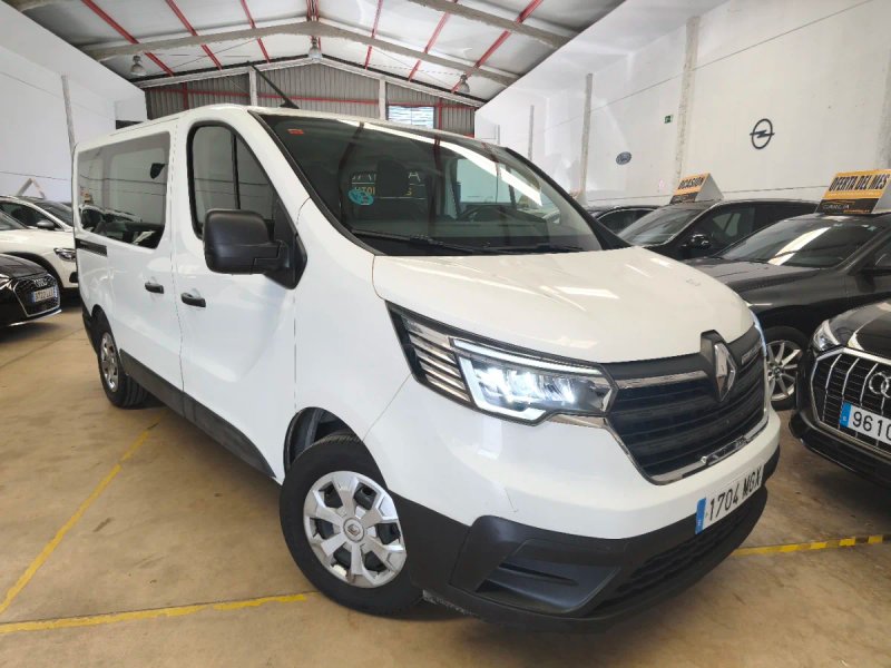 Renault Trafic 2023 - foto 1